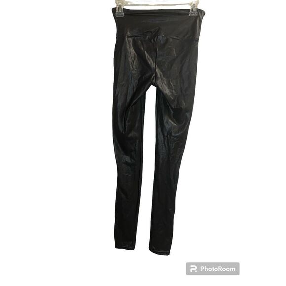 ✨Spanx Faux Leather Leggings✨ - Picture 5 of 6